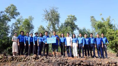 Bắc Giang: Trao tặng 1.000 cây bạch đàn cao sản cho thanh niên phát triển kinh tế