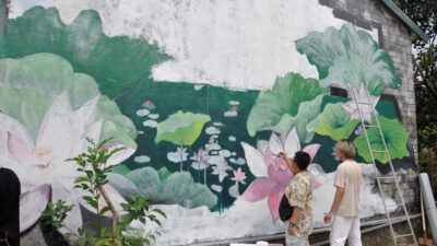 Quảng Ninh: Chỉnh trang tranh tường Xóm họ Đặng, Thôn Pò Hèn, Xã Hải Sơn